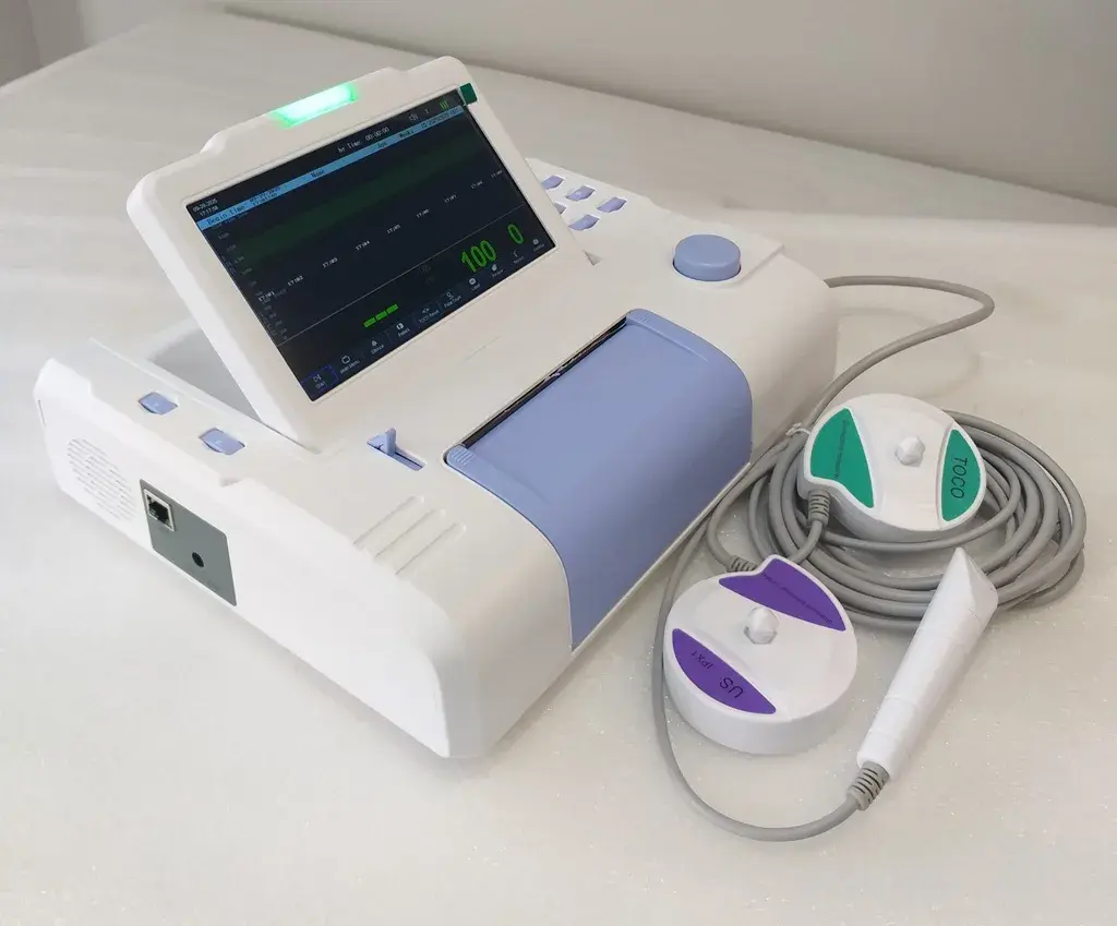 Fetal monitör; katlanabilir renkli ekran, termal yazıcı, ultrasonografi ve kasılma probu